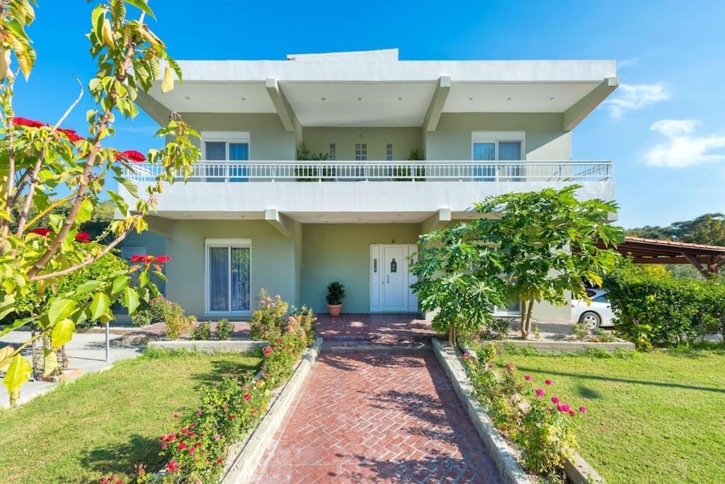 Greek Style Ground Floor Apartment & Pool Ialysos  Exterior photo